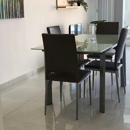 Gozo, Peaceful Retreat With Shared Pool Għasri