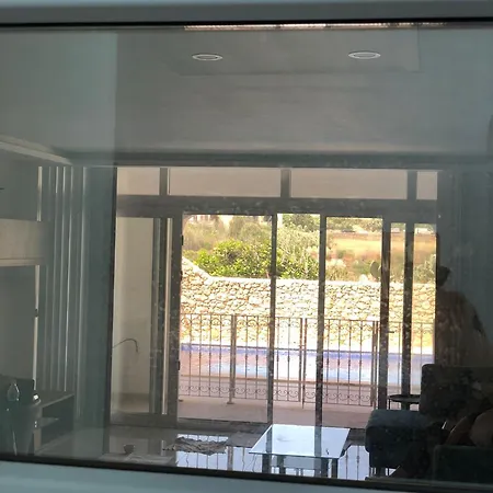 Gozo, Peaceful Retreat With Shared Pool * Għasri